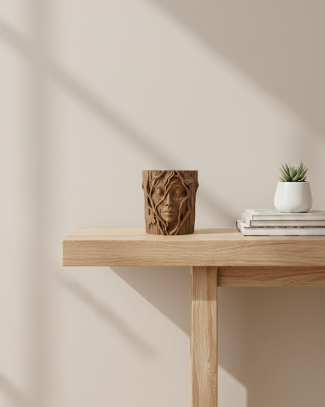 3D Doğal Ahşap Görünümlü Yüz Detaylı Dekoratif Vazo Sanat Tasarım